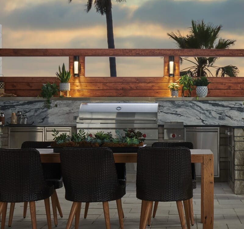 Company’s Coming! Is Your Backyard Lighting Ready? - LightsOnline Blog