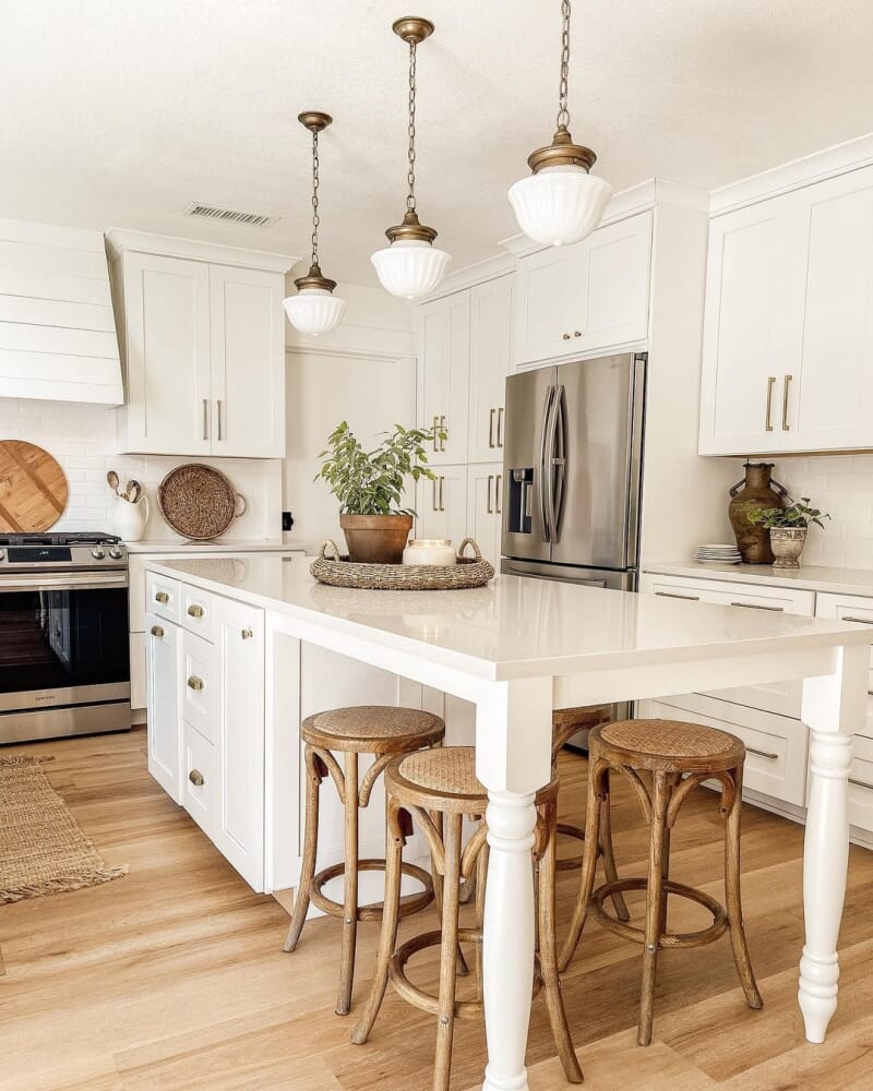 4 Lighting Styles and What They Say About You - LightsOnline Blog