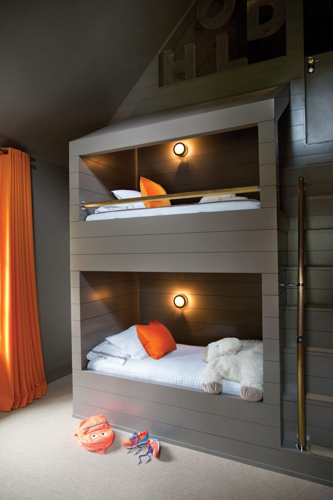 Rethink the Wall Sconce - LightsOnline Blog
