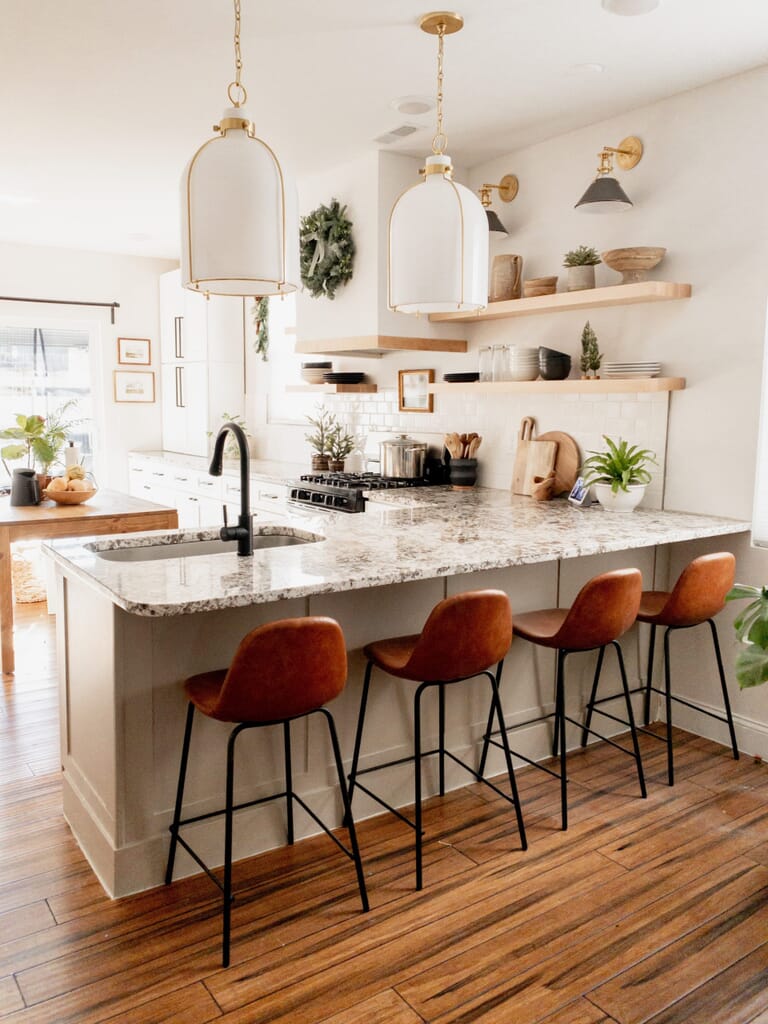 Is Your Kitchen Ready for Holiday Entertaining? - LightsOnline Blog