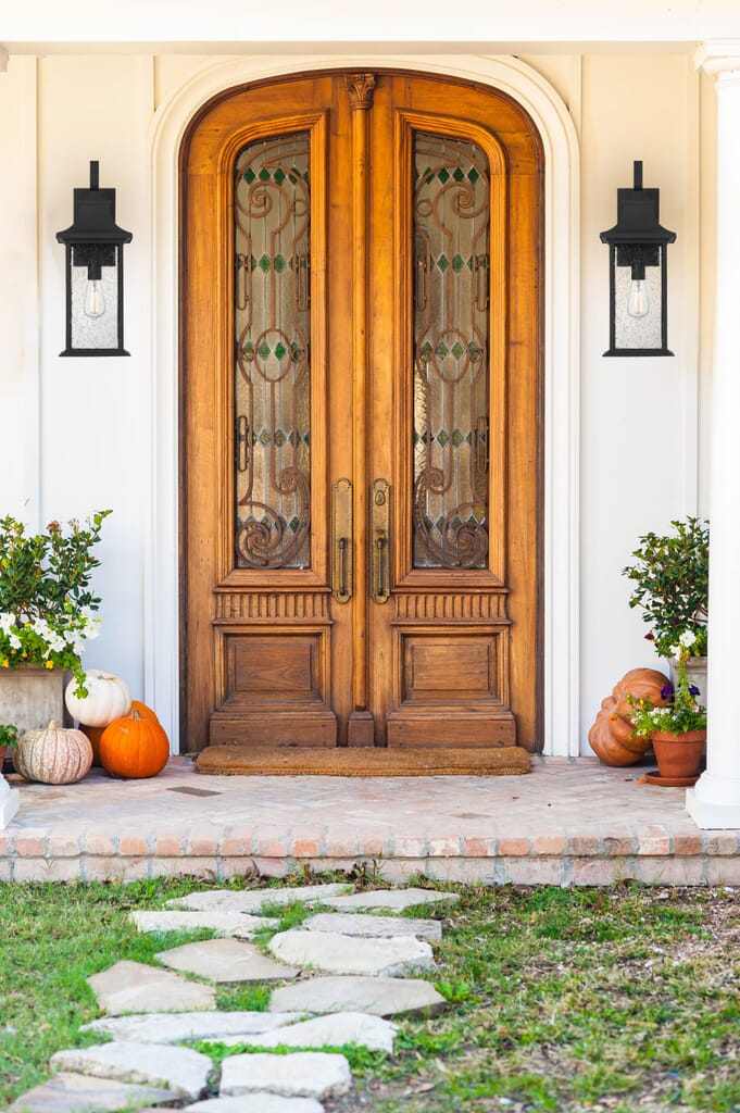 Outdoor Light Sizing - LightsOnline Blog