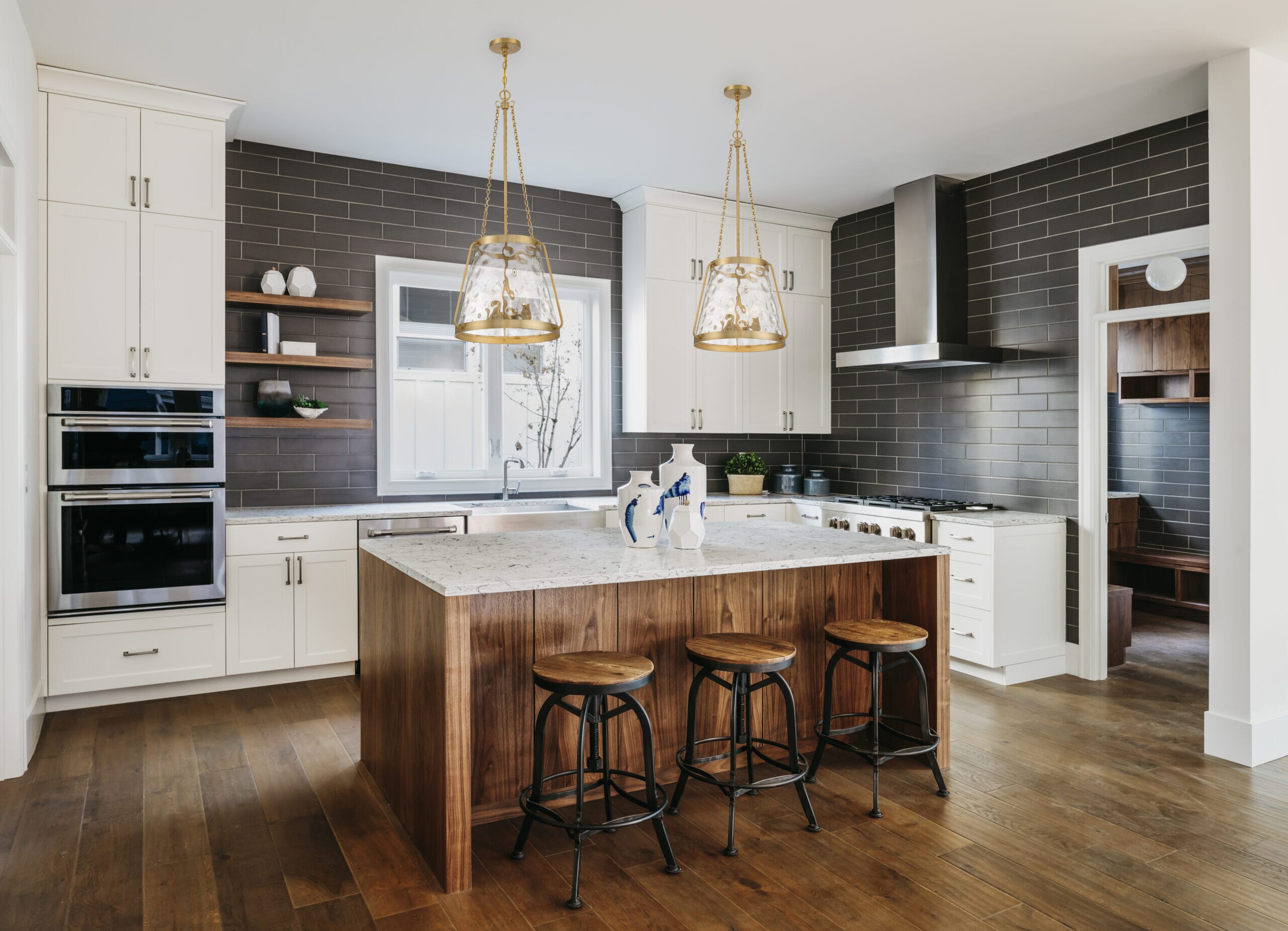 Gorgeous Glass: The Lighting Trend That Steals the Show in 2026 - LightsOnline Blog