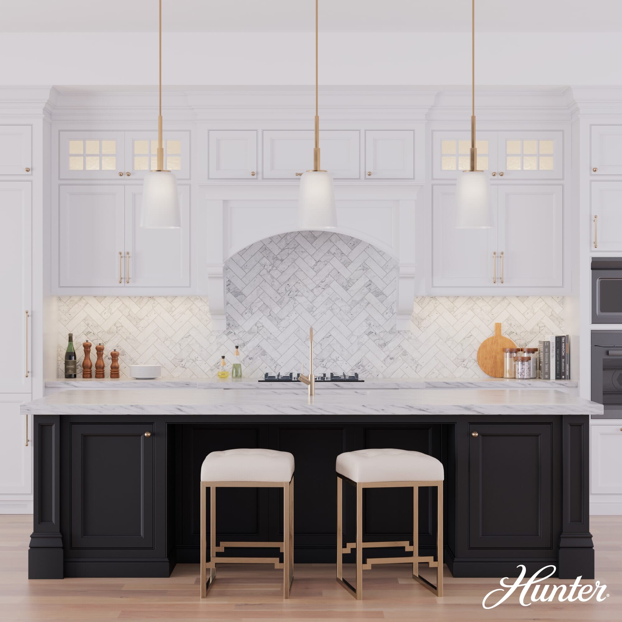 Hunter Nolita Medium pendant in Alturas Gold
