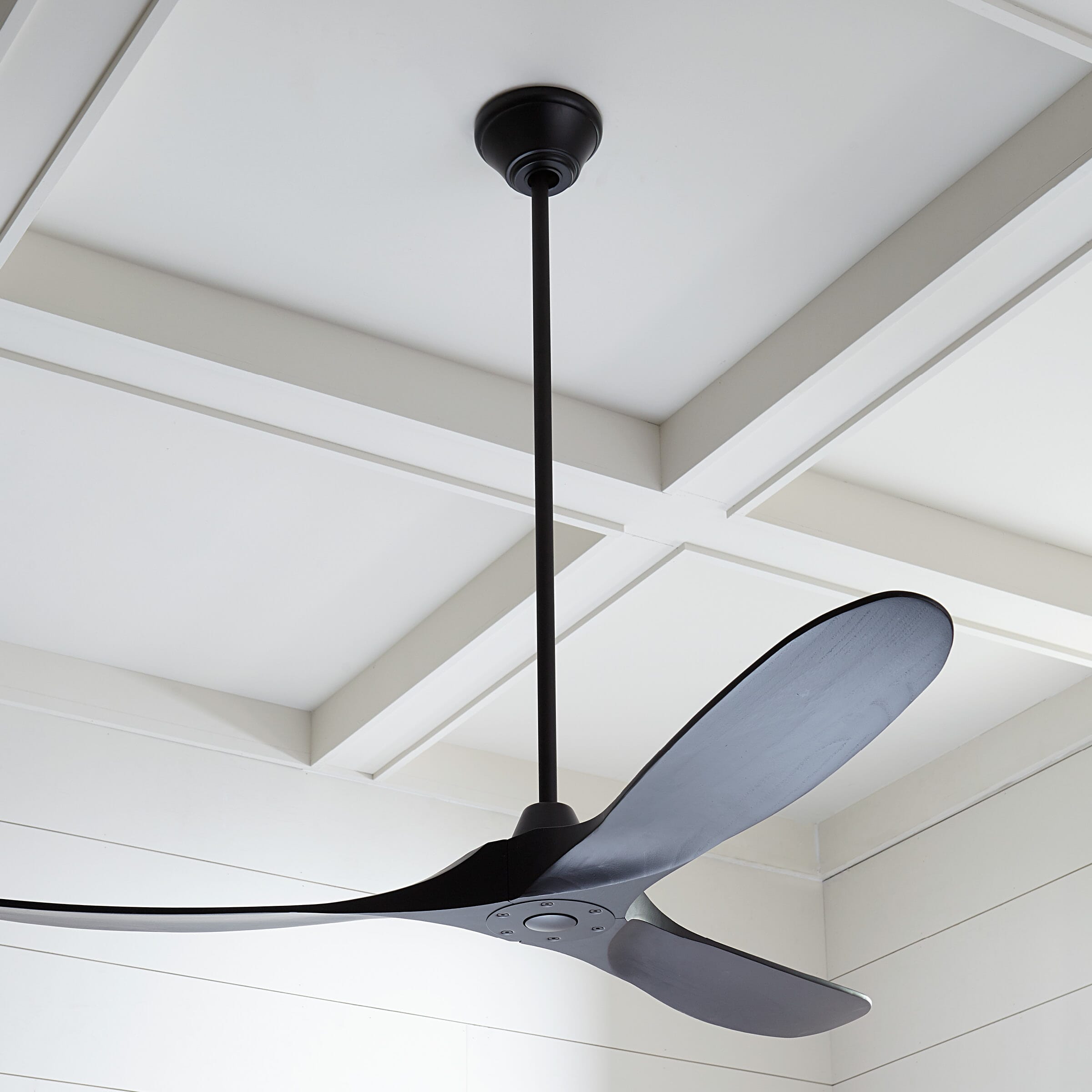 Visual Comfort Maverick Ceiling Fan - Thumbnail 3