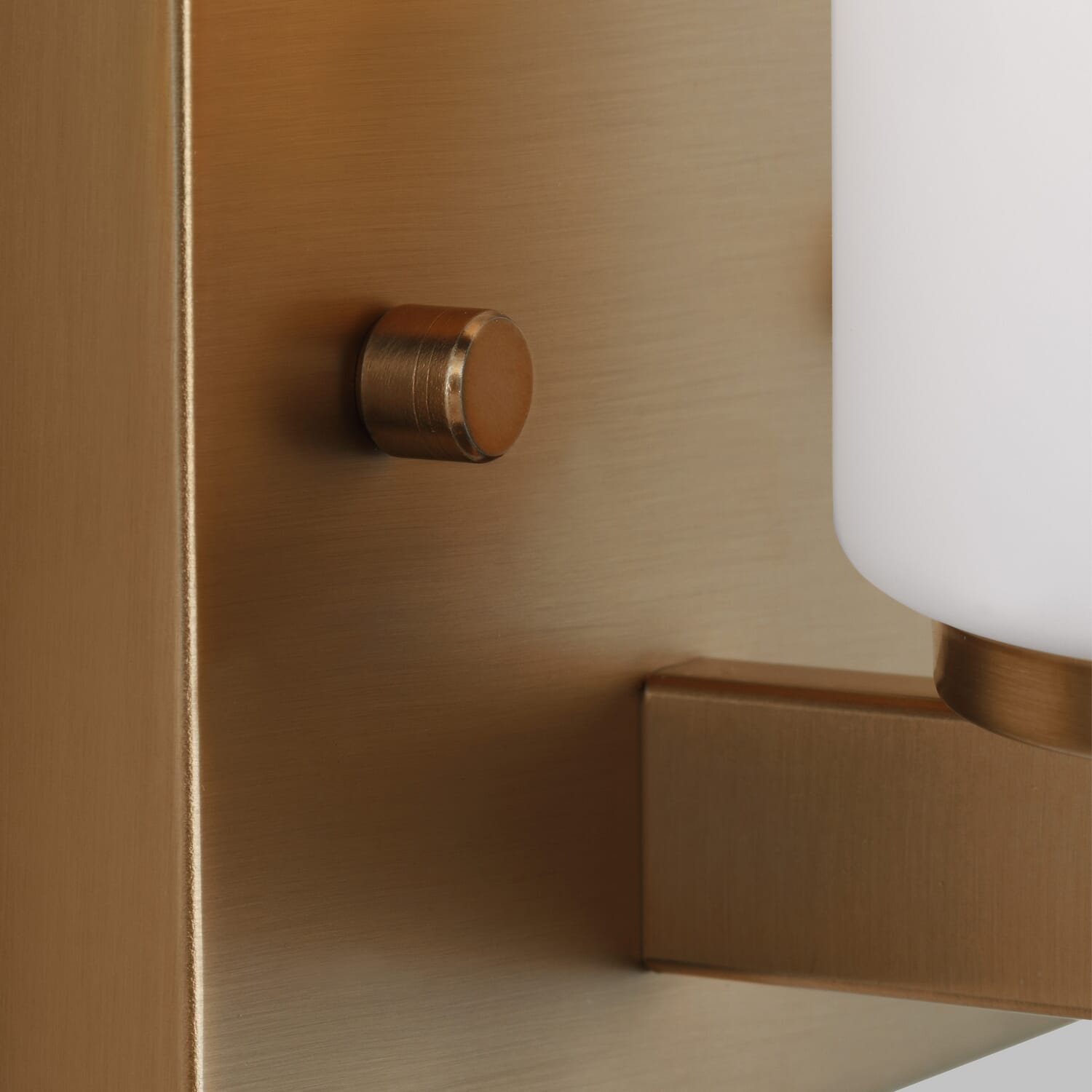 Hettinger 1-Light Bathroom Vanity Light Sconce in Satin Brass