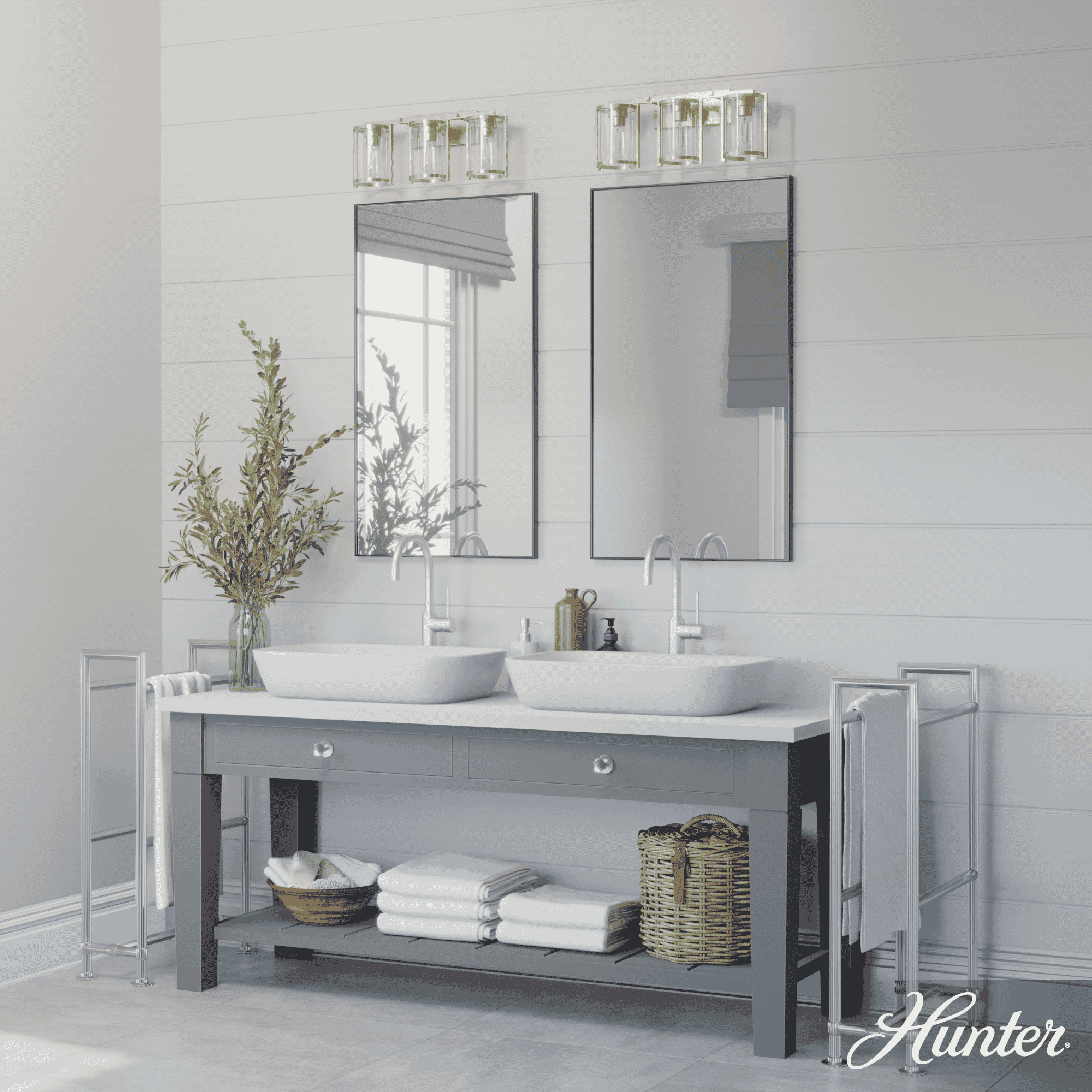 Hunter Astwood 3-Light Bathroom Vanity Light in Alturas Gold