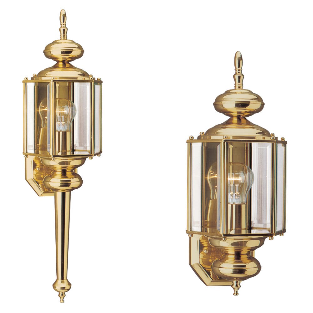 Classico Outdoor Wall Light in Polished Brass