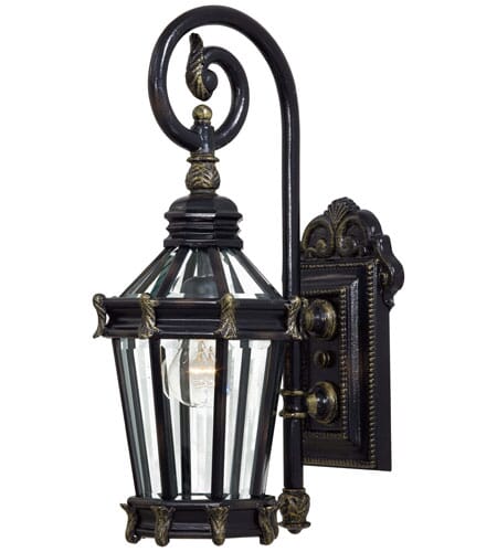 Stratford Hall 21" Outdoor Wall Light in Heritage with Gold Highlights