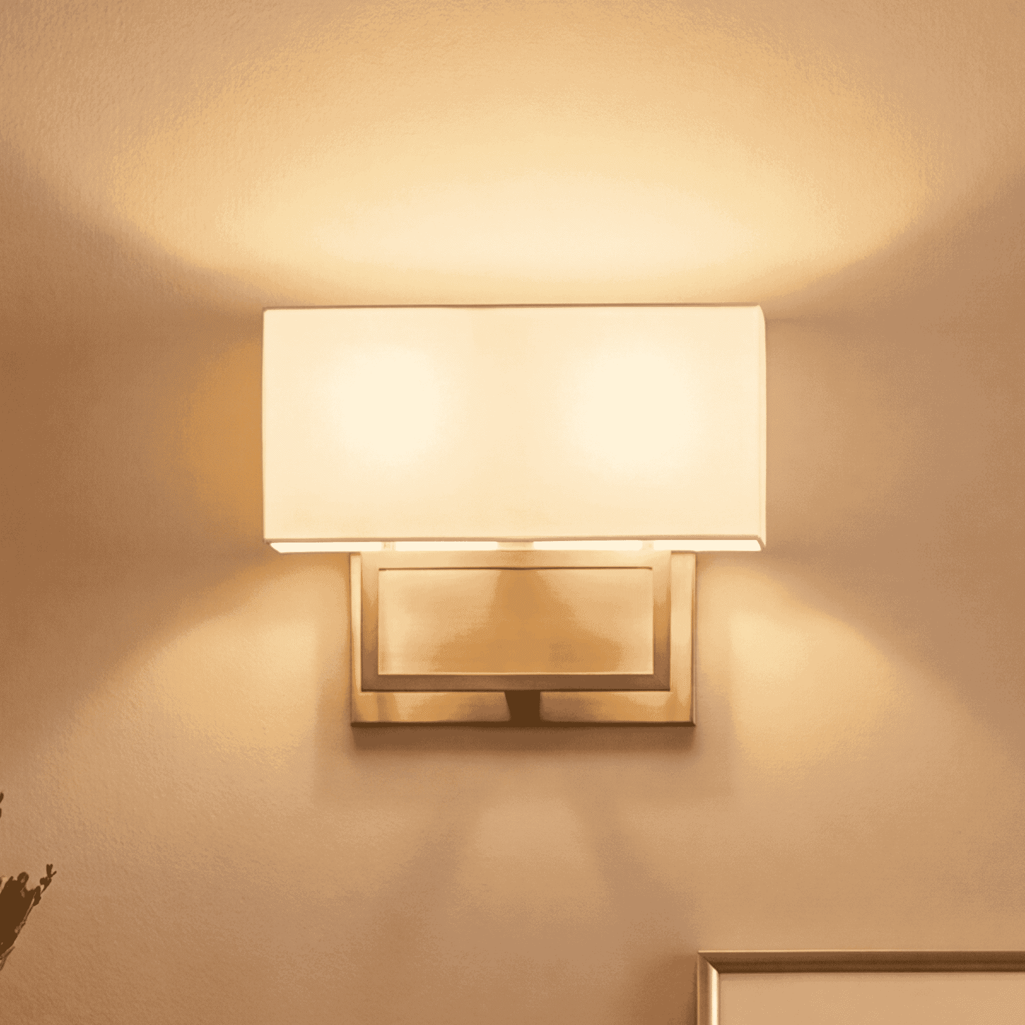 Trade Winds Avalon 2-Light Wall Sconce in Natural Brass