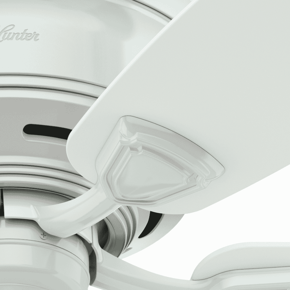 Hunter Sea Wind 48" Indoor/Outdoor Flush Mount Ceiling Fan in White