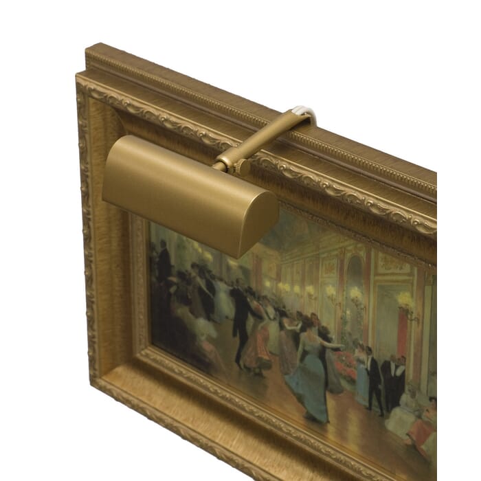 House of Troy Traditional 4" Picture Light in Gold Finish House of Troy Traditional 4" Picture Light in Gold Finish